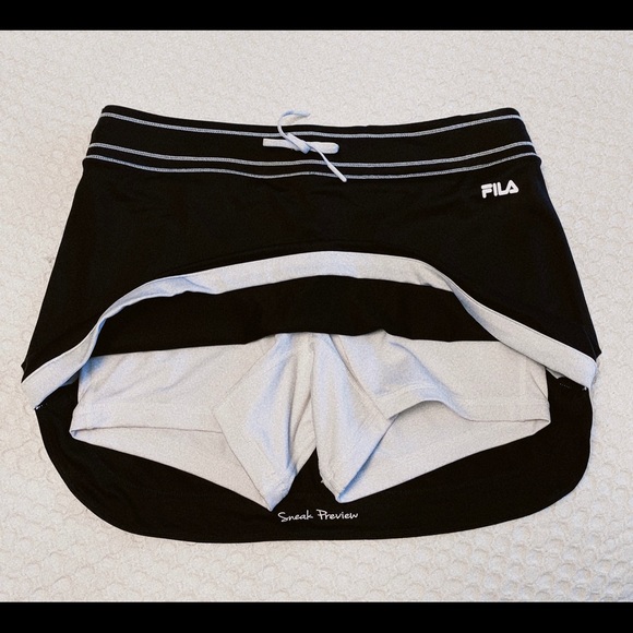 Fila Skirt With Attached Shorts. - Picture 4 of 8